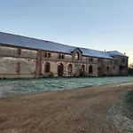 D'exception Au Chateau Le Fief-Sauvin